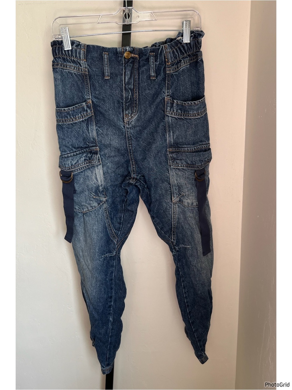 Free People We The Free Hazel Dropwaist Cargo Pull On Jeans RUNS LARGE - Picture 2 of 3